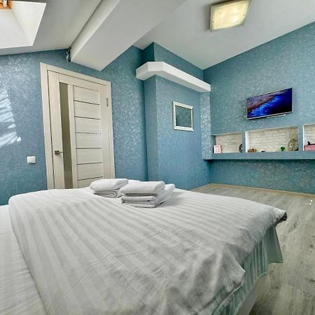 Apartpoltava: Exclusive Rooftop Loft in New Building Exterior photo